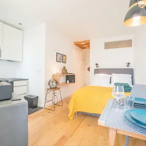 Downtown Comfy Appartamento Lisbona