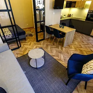E13 - Elegant Appartamento Budapest